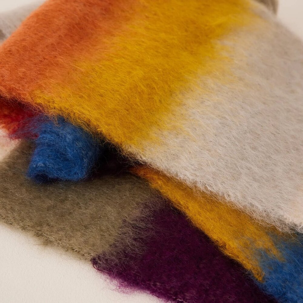 Ezcaray Matisse Scarf - Picture 2 of 8
